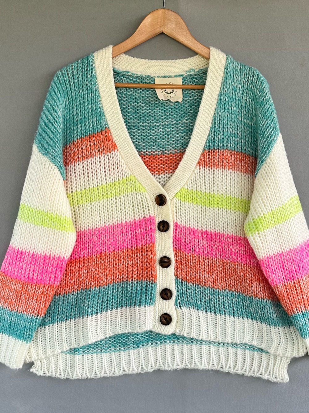🎉5 for $45🎉 Fantastic Fawn cardigan sweater size s - Picture 3 of 9